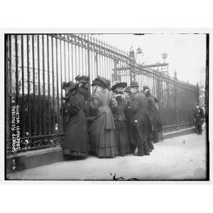   Szechenyi wedding   society reporters outside gate, New York 1908