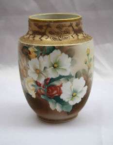 MAGNIFICENT 1900S NIPPON HANDPAINTED JAPANESE VASE  