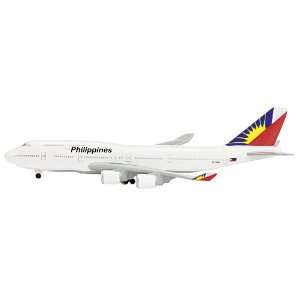   Schabak 1600 Scale Boeing 747 400 Philippine Airlines Toys & Games