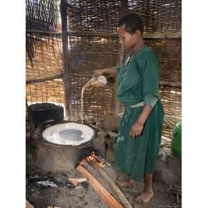  Woman Making Injera, the Staple Diet, Ethiopia, Africa 