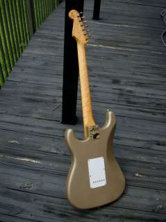 2007 Fender STRATOCASTER 60 Relic Guitar Broker Limited Edition 