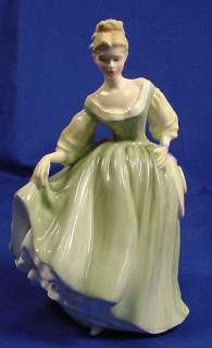 Vintage Royal Doulton Figurine FAIR LADY HN 2193  