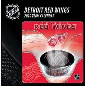   Wings 2010 Box Calendar   Detroit Red Wings 5 in x 5 in Office