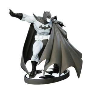  Batman Black & White Statue Andy Kubert Toys & Games