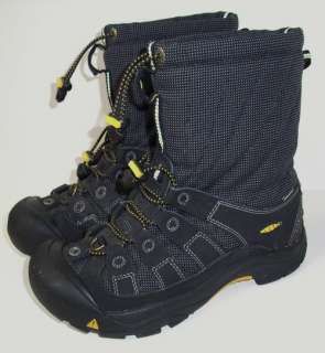 KEEN Black Winterpoint Winter Snow Boots Shoes Womens 6  