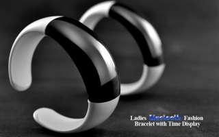 Bluetooth Fashion Bracelet w Time Display (Call/Distance Vibration 
