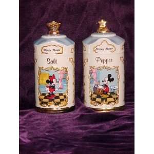 Lenox Disney Animated Classics Mickey & Minnie Salt & Pepper Shakers 