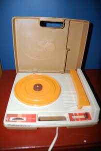 FISHER PRICE PHONOGRAPH RECORD PLAYER 825 Needs Needle  