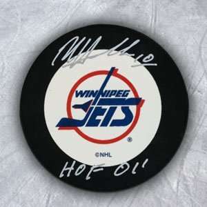  DALE HAWERCHUK Winnipeg Jets SIGNED Hockey Puck Sports 
