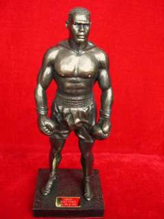 LEGENDS FOREVER MIKE TYSON RARE LIMITED EDITION FIGURE ONLY 1000 MADE 