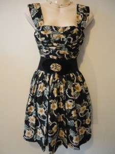 Atmosphere 50s /rockabilly style / wide strap black floral cotton 