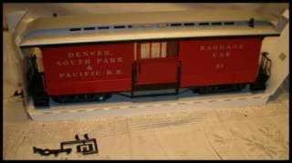   scale DENVER SOUTH PARK PACIFIC BAGGAGE CAR #32840 boxed train  