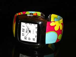 Gorgeuos Flowers Design Ladies Bangle Cuff Wrist Watch  