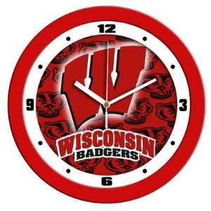  Wisconsin Badgers Suntime Dimension NCAA Wall Clock 