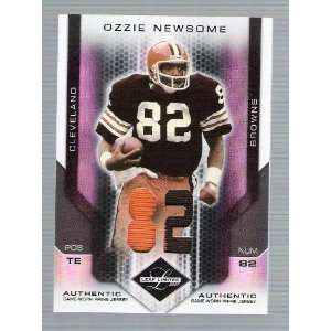  Leaf Limited   Ozzie Newsome   Dual Game Used Jersey Card 