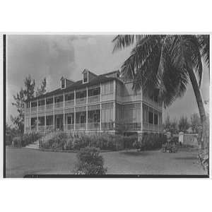 Photo Arthur S. Vernay, residence in Los Cayos, Nassau 