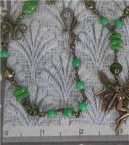 REALLY PRETTY VINTAGE STYLE. LOVELY GREEN COLOURS GREAT QUALITY CZECH 