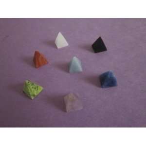 Chakra 7 Cute Naturals Stones Pyramid Crystal Healing 