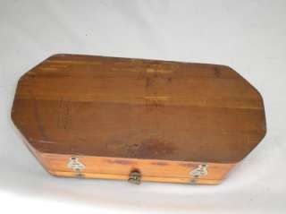   co. Wood Jewelry Dresser Trinket Box Teasure Chest Cedar NY  