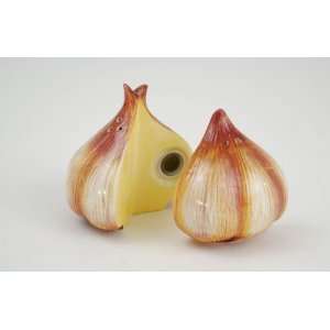  Cloves of Garlic Salt & Pepper Shakers S/P Kitchen 