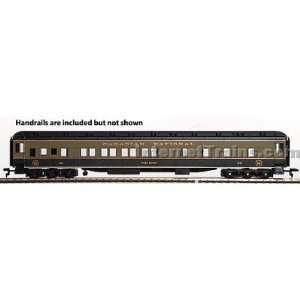   HO Scale Heavyweight 8 1 2 Sleeper   Canadian National Toys & Games