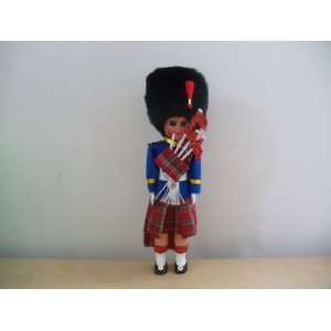  London Royal Guard with Bagpipe Doll Collectible 8 inch 