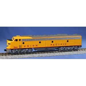  Kato N Scale EMD E9A Union Pacific #944 Toys & Games