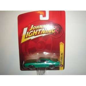  2011 Johnny Lightning R18 1969 Pontiac GTO Green Toys 