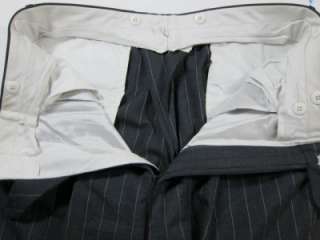 PRISTINE Samuelsohn Gray Stripe Dormeuil Super 120s & Cashmere Suit 