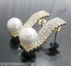Vintage Creamy Pearl Crystal Earring Wavy Base Gold GP  