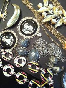 Huge Vintage Jewelry Lot ~ Signed ~ 20 lbs ~ 500 + pcs ~ View all 