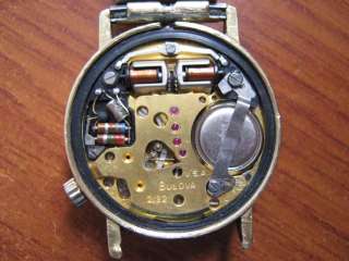 Bulova Accutron Solid 14k Y. Gold Mens Watch 33mm 2182  