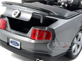 2010 FORD MUSTANG GT CONVERTIBLE GRAY 118 DIECAST  