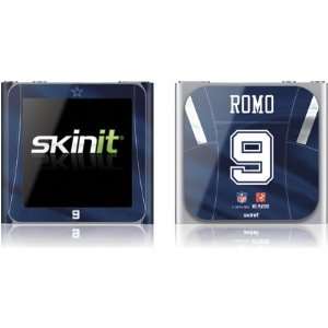  Skinit Tony Romo   Dallas Cowboys Vinyl Skin for iPod Nano 