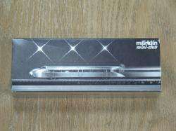 MARKLIN MINI CLUB 8876 Z SCALE MODEL TRAIN LOCOMOTIVE   SILVER RAIL 