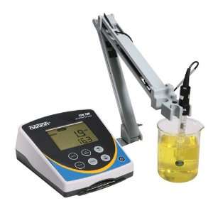 Oakton Ion 700 Benchtop Meter with electrode stand  