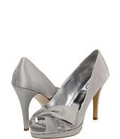 silver pumps” 8