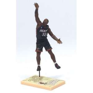   Picks Series 4 Mini Figure Shaquille ONeal (Miami Heat) Toys & Games