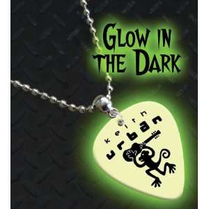  Keith Urban Glow In The Dark Premium Guitar Pick Necklace 