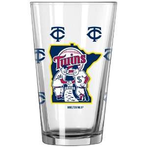  MLB Minnesota Twins Officially Licensed 16 Ounce Color Changing 