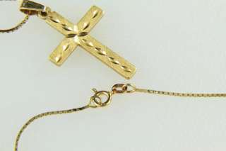 14K Gold Cross Pendant Solid Italian Gold on Unisex chain  