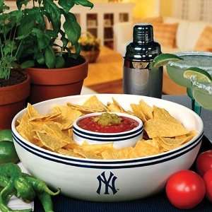  New York Yankees Chips & Dip Bowl Set