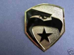 GI JOE General Hawk * GOLD * Beret Badge Pin HTF  
