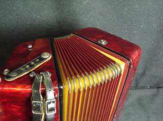   Soprani 80 Bass Accordion w/ case BROKEN AS IS PROJECT FOR REPAIR
