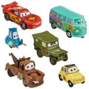 Disney/Pixar Cars,Lightning McQueen Pit Crew Figure Play Set 6 Piece 