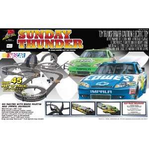  Life Like Sunday Thunder Slot Car Race Set   NASCAR Toys 