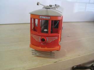 UNKNOWN O GAUGE PACIFIC ELECTRIC POWERED TROLLEY   NICE  