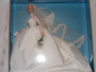 NIB 2011 Silkstone GRACE KELLY Bride Barbie Gold Label Limited Edition 
