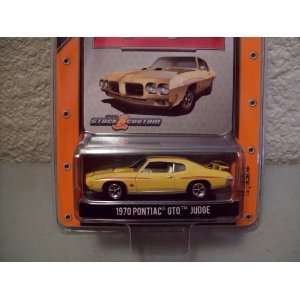   Muscle Car Garage Series 10 1970 Pontiac GTO Judge Toys & Games