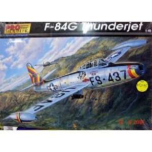  Revell 85 5951 F 84G Thunderjet 148 Scale Toys & Games